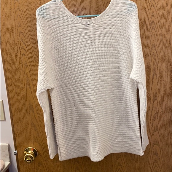 Sweater - Picture 1 of 1